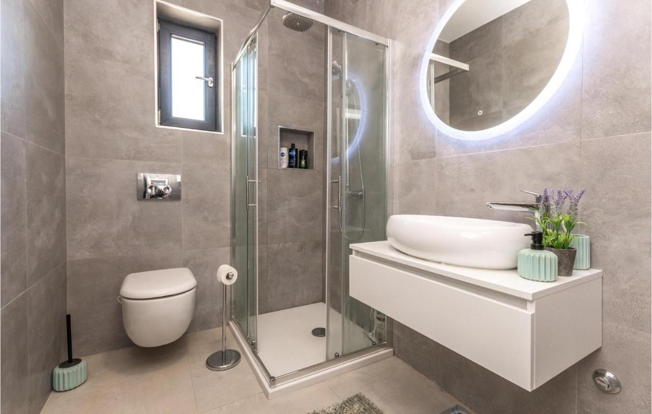 3 Bedroom Beautiful Home In Rastane Donje Donje Rastane Екстер'єр фото